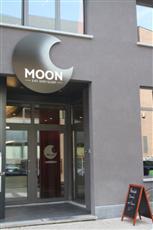 Moon Eat And Sleep Hotel Sint Niklaas